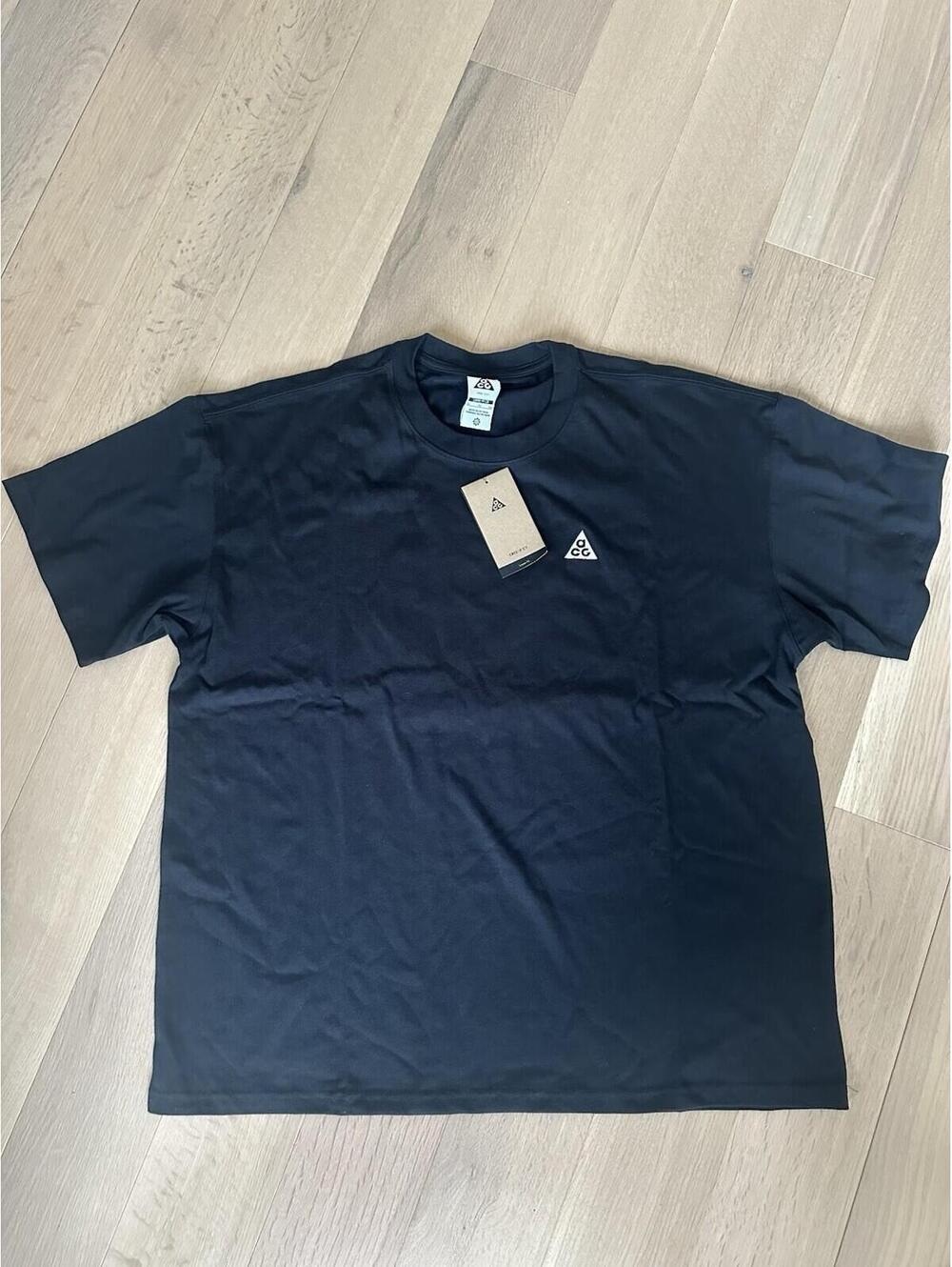 Nike ACG Heavyweight Rare T Shirt Men’s XL Black